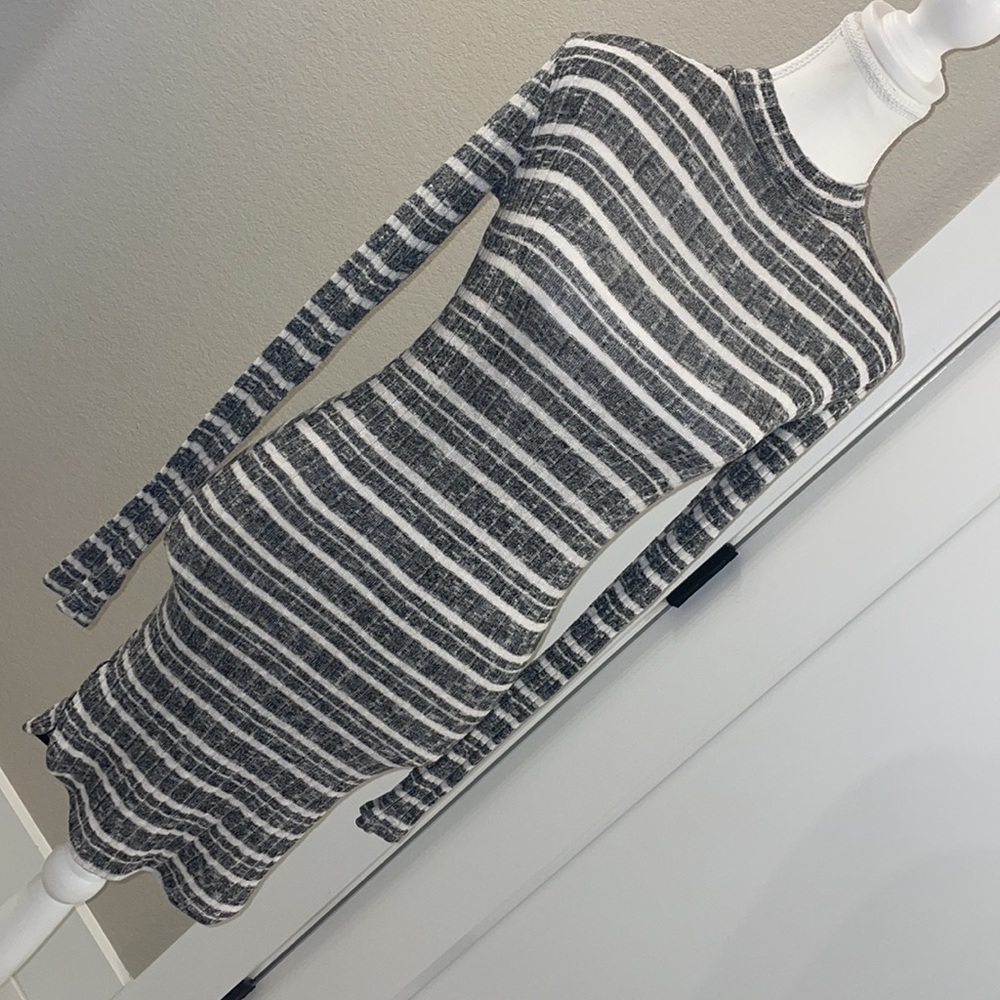 Bodycon Long sleeve mini dress Size S
